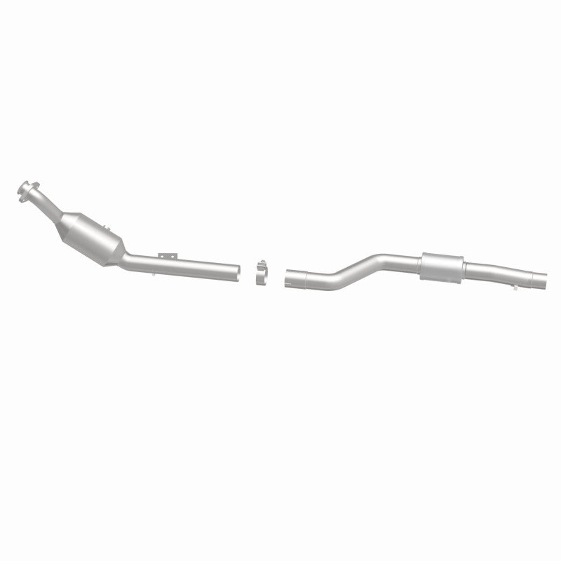 MagnaFlow Mercedes-Benz OEM Grade Federal / EPA Compliant Direct-Fit Catalytic Converter 21-569 360 Degree Image Set