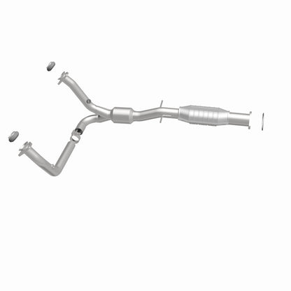 MagnaFlow HM Grade Federal / EPA Compliant Direct-Fit Catalytic Converter 23717 360 Degree Image Set