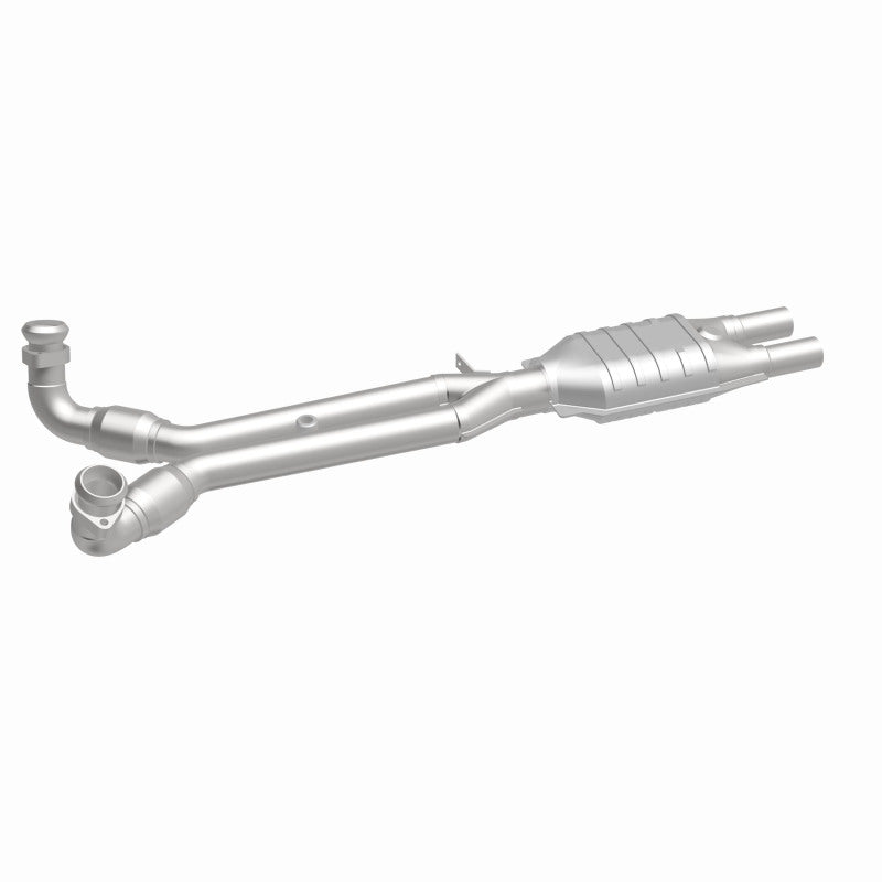 MagnaFlow Alfa Romeo Standard Grade Federal / EPA Compliant Direct-Fit Catalytic Converter 23097 360 Degree Image Set