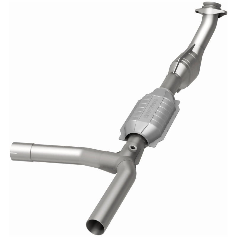 MagnaFlow Ford California Grade CARB Compliant Direct-Fit Catalytic Converter 447110 Photo - out of package