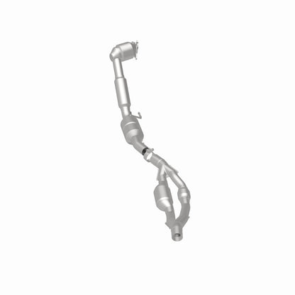 MagnaFlow Audi OEM Grade Federal / EPA Compliant Direct-Fit Catalytic Converter 49715 360 Degree Image Set