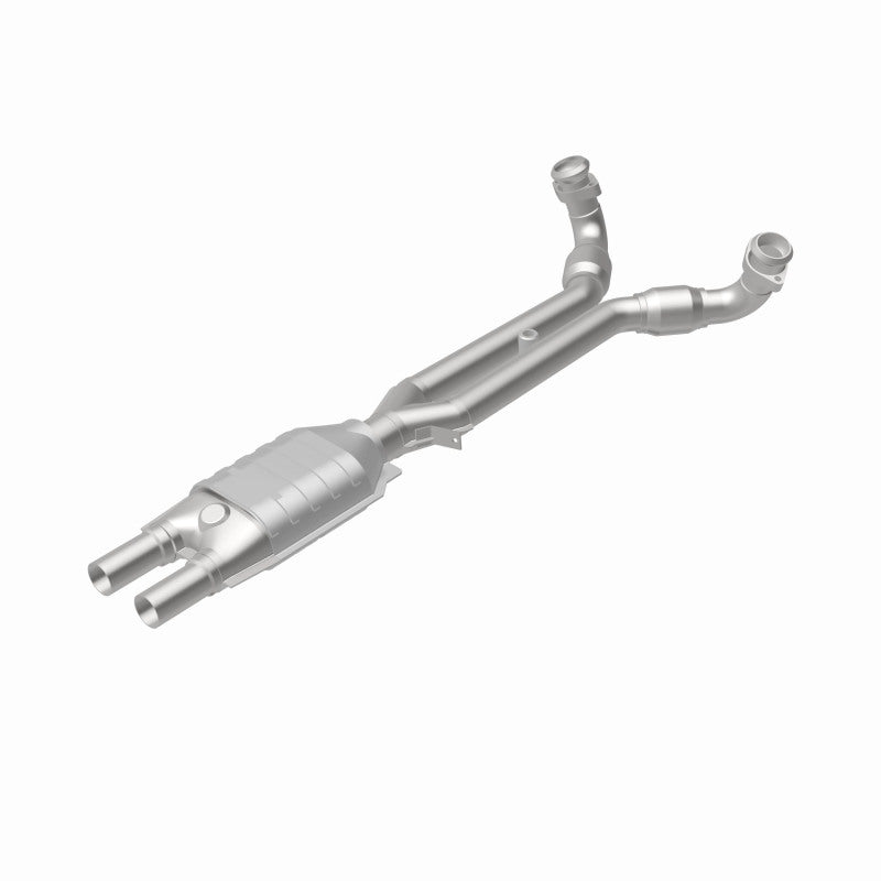 MagnaFlow Alfa Romeo Standard Grade Federal / EPA Compliant Direct-Fit Catalytic Converter 23097 360 Degree Image Set