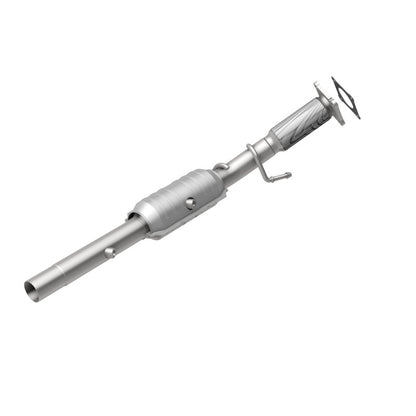 MagnaFlow Volkswagen Beetle HM Grade Federal / EPA Compliant Direct-Fit Catalytic Converter 24333 360 Degree Image Set