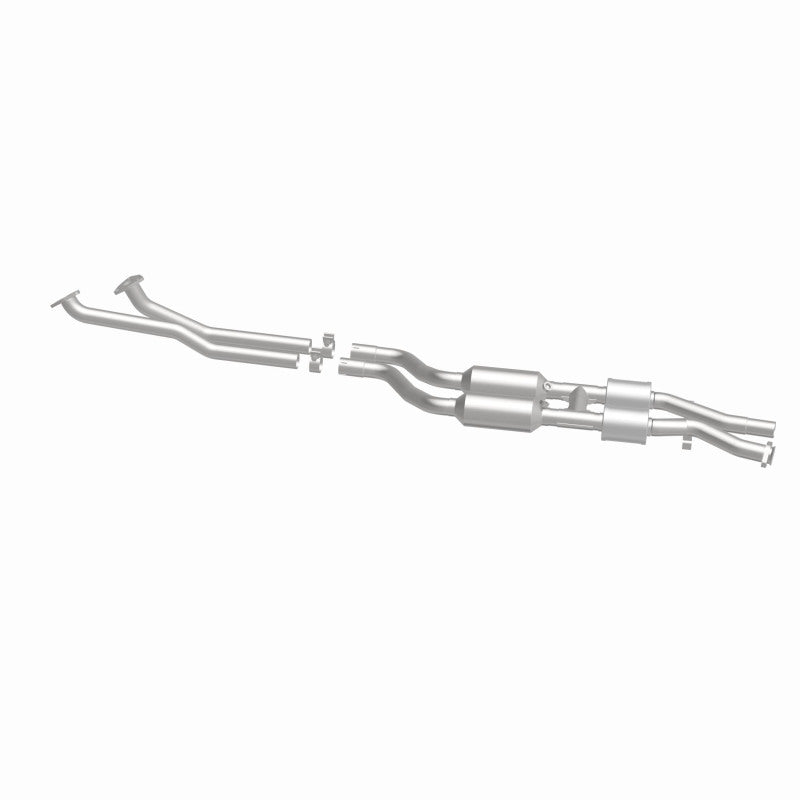 MagnaFlow BMW HM Grade Federal / EPA Compliant Direct-Fit Catalytic Converter 24021 360 Degree Image Set