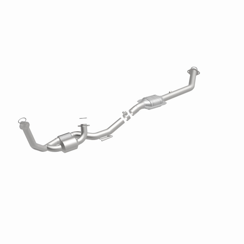 MagnaFlow Toyota Sienna California Grade CARB Compliant Direct-Fit Catalytic Converter 447163 360 Degree Image Set