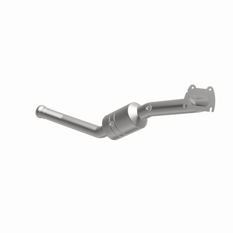 MagnaFlow OEM Grade Federal / EPA Compliant Direct-Fit Catalytic Converter 49723 360 Degree Image Set