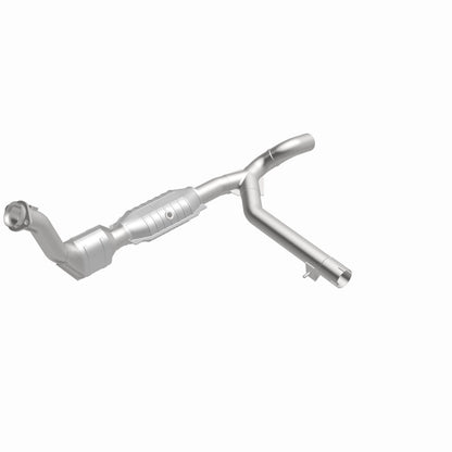 MagnaFlow Ford Expedition HM Grade Federal / EPA Compliant Direct-Fit Catalytic Converter 93626 360 Degree Image Set