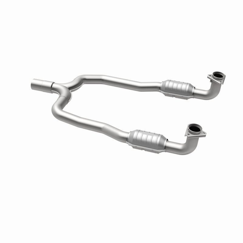 MagnaFlow Chevrolet Corvette Standard Grade Federal / EPA Compliant Direct-Fit Catalytic Converter 93487 360 Degree Image Set