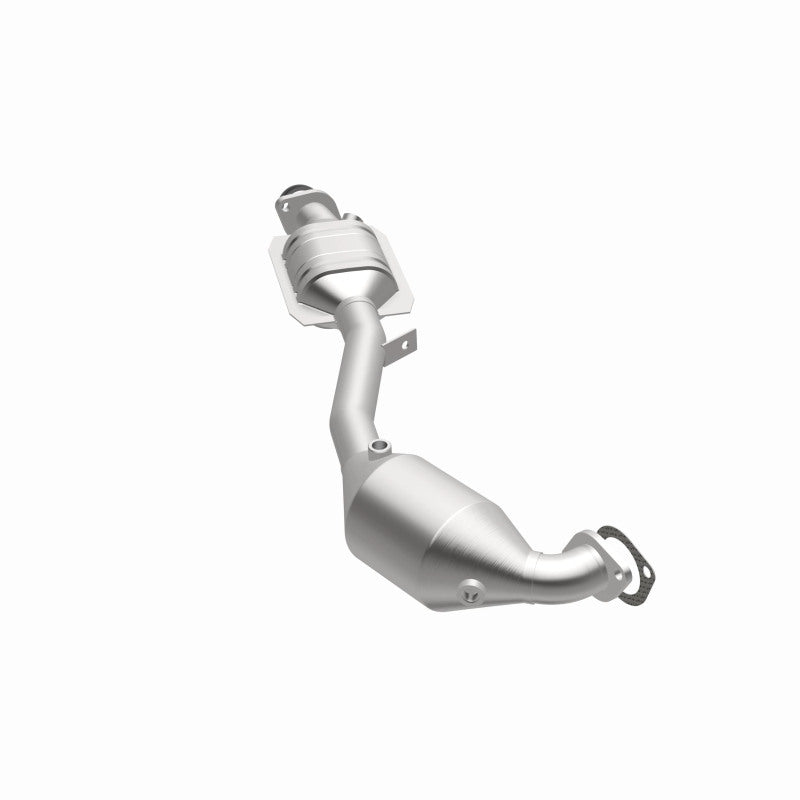 Magnaflow 2005 Subaru Outback 2.5L Direct Fit Converter 5481622 5481622 360 Degree Image Set