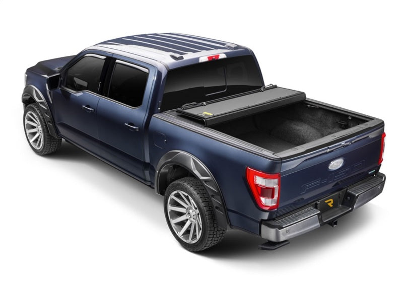 Extang 21-23 Ford F-150 / 22-23 F-150 Lightning 5.7ft. Bed Endure ALX 80702 80702 Photo - Mounted