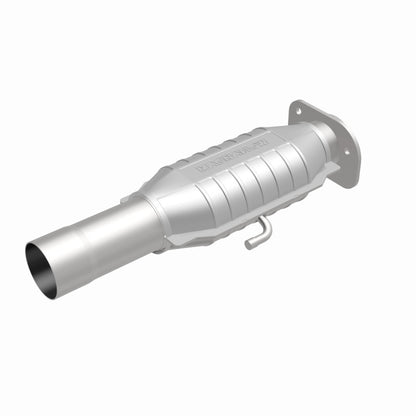 MagnaFlow Standard Federal / EPA Compliant Direct-Fit Catalytic Converter 93441 360 Degree Image Set