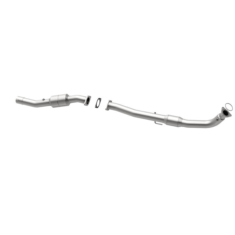 MagnaFlow Chevrolet Silverado 2500 HD OEM Grade Federal / EPA Compliant Direct-Fit Catalytic Converter 51949 360 Degree Image Set