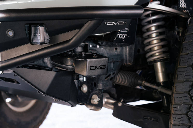 DV8 Offroad 21-22 Ford Bronco Crash Bar Caps w/ Accessory Mount LBBR-07 LBBR-07 Photo - Unmounted