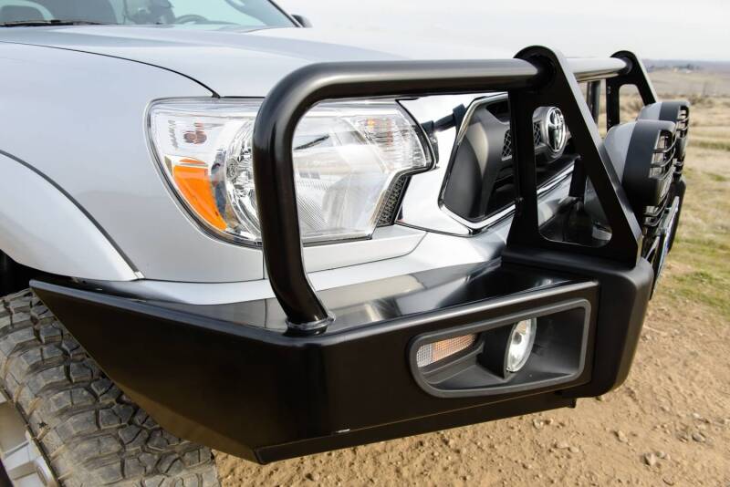 ARB Winchbar Suit ARB Fog Tacoma 12-15 3423140 3423140 Photo - lifestyle view
