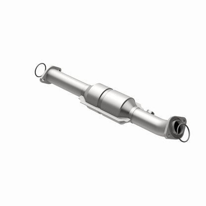 MagnaFlow Toyota Tacoma OEM Grade Federal / EPA Compliant Direct-Fit Catalytic Converter 49702 360 Degree Image Set