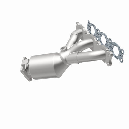 MagnaFlow Volvo XC90 OEM Grade Federal / EPA Compliant Manifold Catalytic Converter 52131 360 Degree Image Set