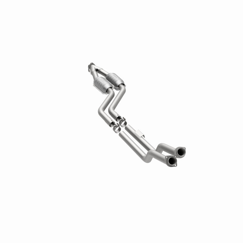 MagnaFlow Mercedes-Benz C220 Standard Grade Federal / EPA Compliant Direct-Fit Catalytic Converter 23578 360 Degree Image Set