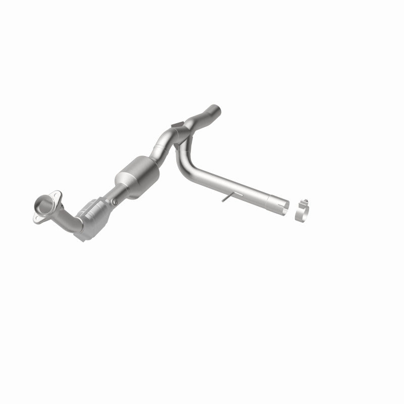 MagnaFlow Ford F-150 OEM Grade Federal / EPA Compliant Direct-Fit Catalytic Converter 52450 360 Degree Image Set
