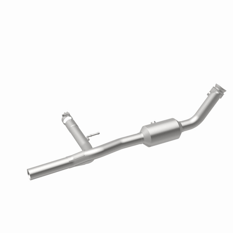 MagnaFlow Ford F-150 OEM Grade Federal / EPA Compliant Direct-Fit Catalytic Converter 21-834 360 Degree Image Set