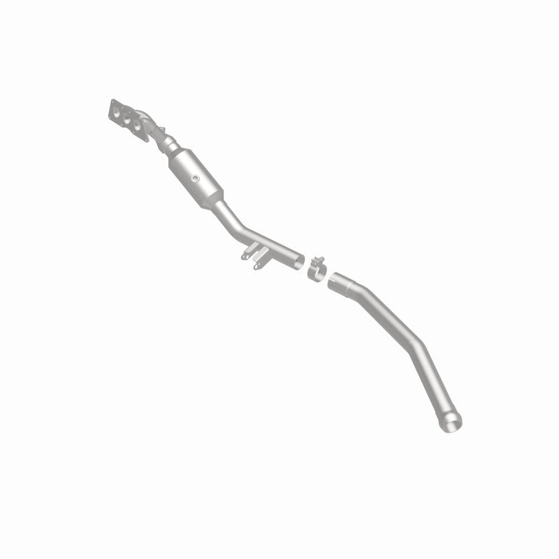 MagnaFlow Mercedes-Benz OEM Grade Federal / EPA Compliant Manifold Catalytic Converter 22-067 360 Degree Image Set