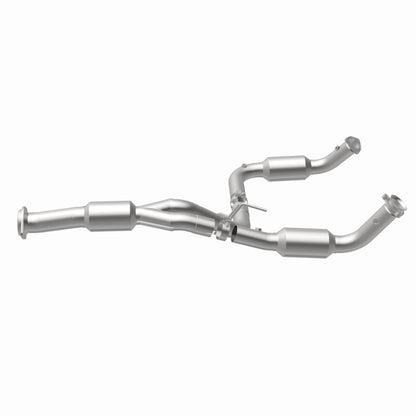 MagnaFlow California Grade CARB Compliant Direct-Fit Catalytic Converter 5582812 360 Degree Image Set
