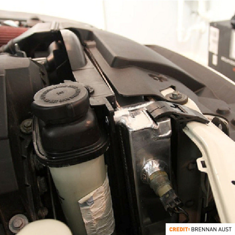 Mishimoto Aluminum Racing Radiator 92-99 BMW E36 Manual Transmission MMRAD-E36-92 User 2