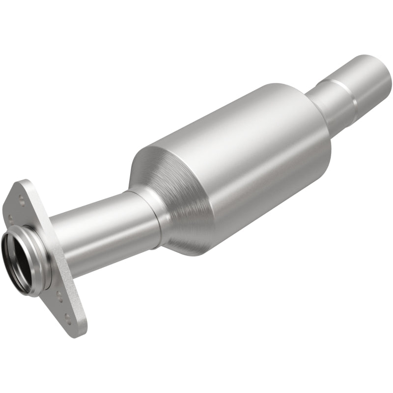 MagnaFlow California Grade CARB Compliant Direct-Fit Catalytic Converter 3322431 Photo - Primary