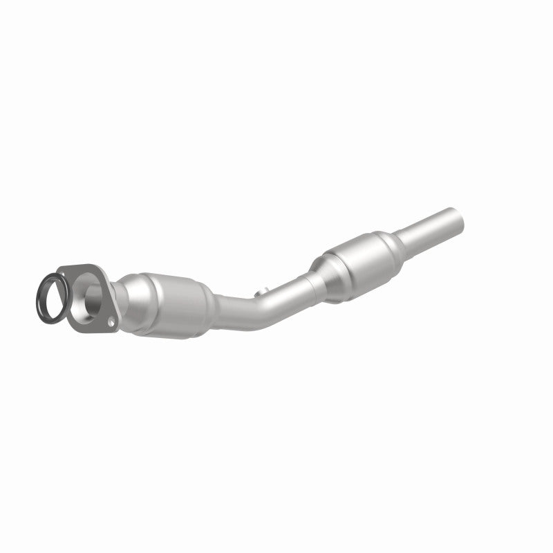 MagnaFlow HM Grade Federal / EPA Compliant Direct-Fit Catalytic Converter 93200 360 Degree Image Set