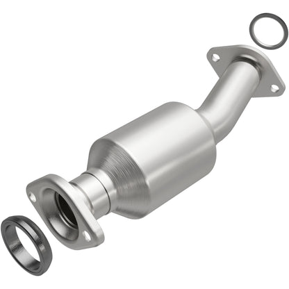 MagnaFlow Toyota Sienna OEM Grade Federal / EPA Compliant Direct-Fit Catalytic Converter 52557 Photo - Primary