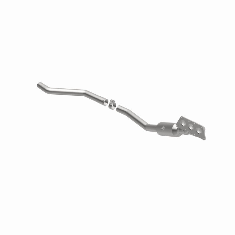 MagnaFlow Mercedes-Benz OEM Grade Federal / EPA Compliant Manifold Catalytic Converter 22-066 360 Degree Image Set