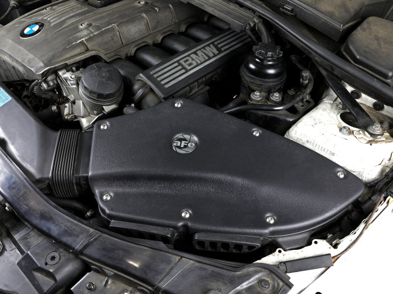 aFe Magnum FORCE Stage-2 Si Pro DRY S Cold Air Intake System - BMW 3-Serie 51-81012-B Photo - Mounted