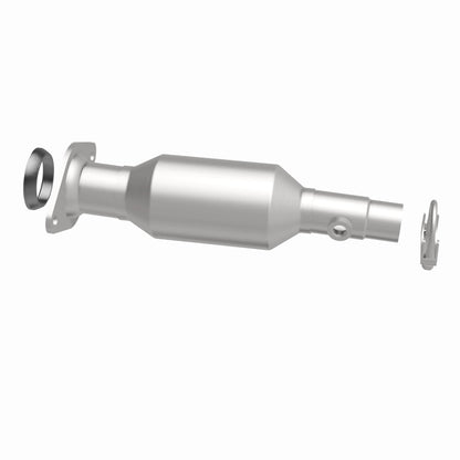 MagnaFlow Toyota Prius OEM Grade Federal / EPA Compliant Direct-Fit Catalytic Converter 51247 360 Degree Image Set