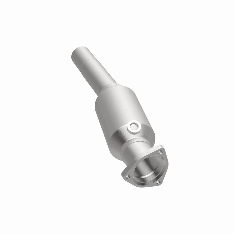 MagnaFlow Volkswagen Standard Grade Federal / EPA Compliant Direct-Fit Catalytic Converter 22915 360 Degree Image Set