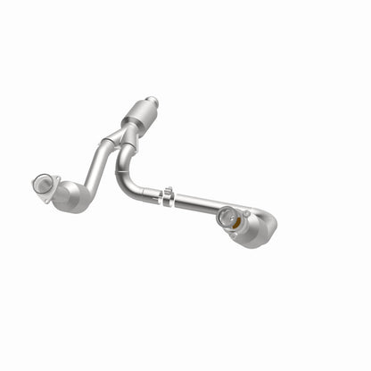 MagnaFlow California Grade CARB Compliant Direct-Fit Catalytic Converter 5582642 360 Degree Image Set