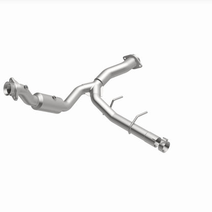 MagnaFlow OEM Grade Federal / EPA Compliant Direct-Fit Catalytic Converter 21-528 360 Degree Image Set
