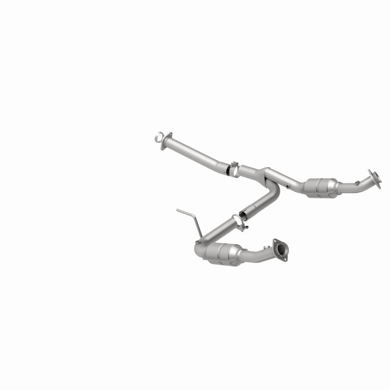 MagnaFlow HM Grade Federal / EPA Compliant Direct-Fit Catalytic Converter 93111 360 Degree Image Set