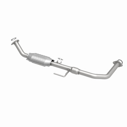 MagnaFlow Toyota Tundra HM Grade Federal / EPA Compliant Direct-Fit Catalytic Converter 23753 360 Degree Image Set