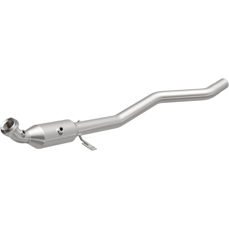 MagnaFlow Mercedes-Benz California Grade CARB Compliant Direct-Fit Catalytic Converter 5561173 Photo - Primary