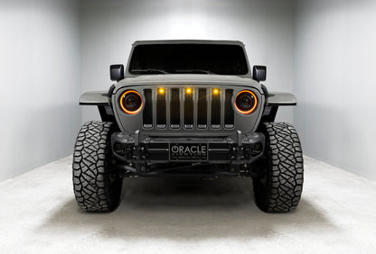 ORACLE Lighting Oracle Jeep JL/Gladiator JT Oculus Switchback Bi-LED Projector Headlights - Amber/White Switchback 5839-023 5839-023 Photo - lifestyle view