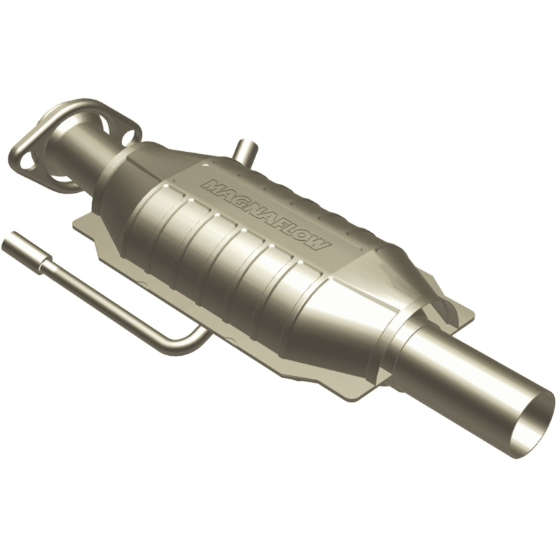 MagnaFlow Standard Grade Federal / EPA Compliant Direct-Fit Catalytic Converter 23349 Photo - Primary