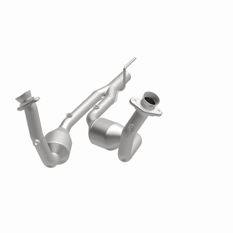 MagnaFlow Jeep Grand Cherokee OEM Grade Federal / EPA Compliant Direct-Fit Catalytic Converter 49074 360 Degree Image Set