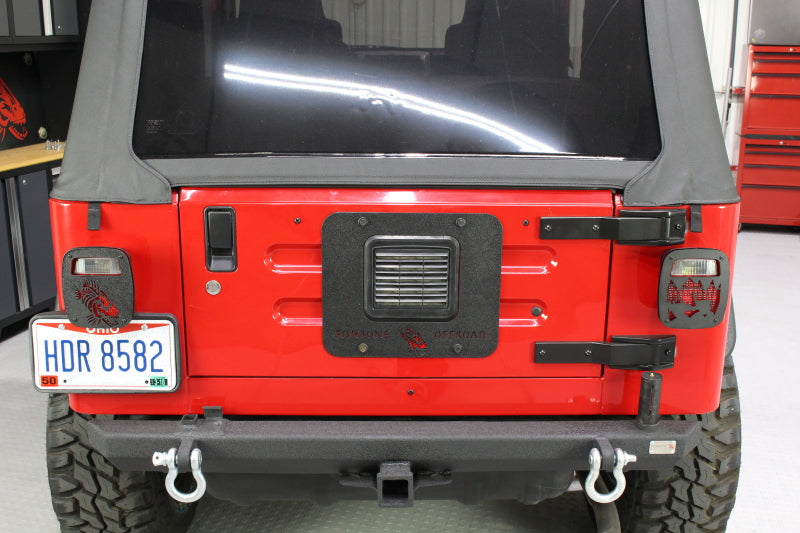 Fishbone Offroad 97-06 Jeep Wrangler TJ Tailgate Plate - Black Textured Powercoat Aluminum FB31058 FB31058 Photo - lifestyle view