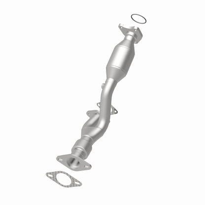 MagnaFlow OEM Grade Federal / EPA Compliant Direct-Fit Catalytic Converter 52182 360 Degree Image Set