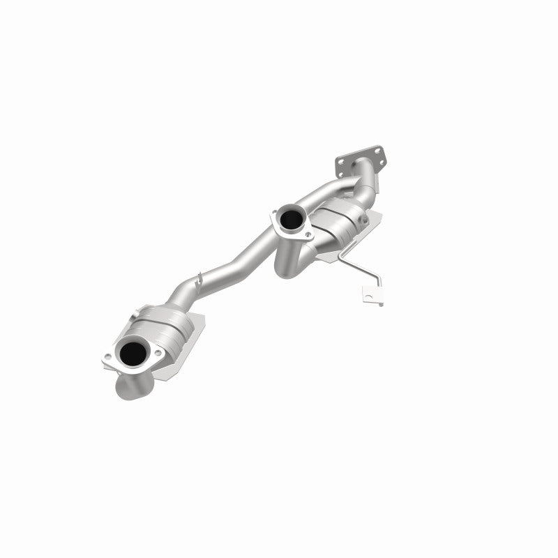 MagnaFlow OEM Grade Federal / EPA Compliant Direct-Fit Catalytic Converter 49079 360 Degree Image Set