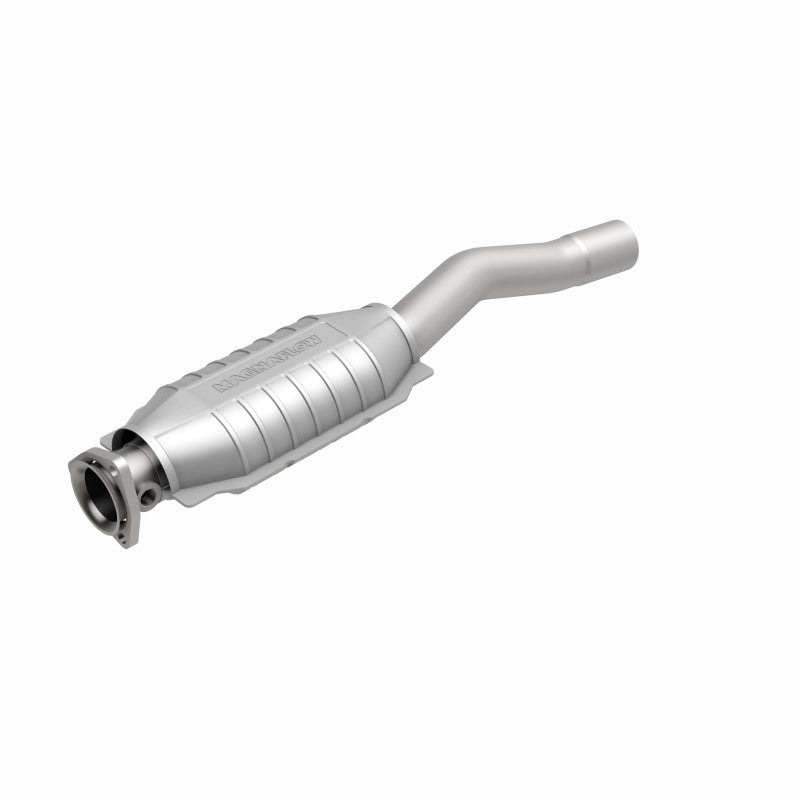 MagnaFlow Volvo Standard Grade Federal / EPA Compliant Direct-Fit Catalytic Converter 23949 360 Degree Image Set