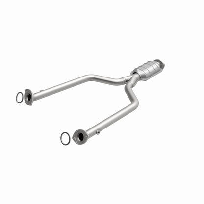 MagnaFlow Lexus OEM Grade Federal / EPA Compliant Direct-Fit Catalytic Converter 49085 360 Degree Image Set