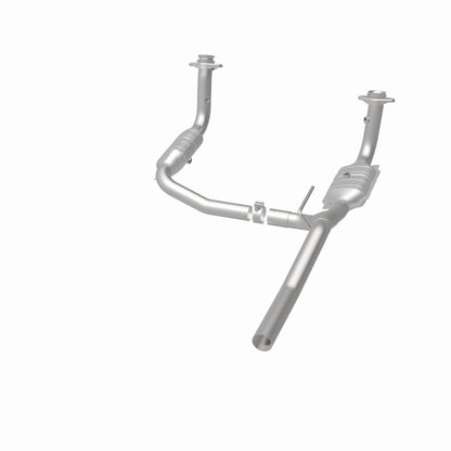 MagnaFlow OEM Grade Federal / EPA Compliant Direct-Fit Catalytic Converter 49187 360 Degree Image Set