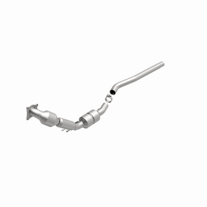 MagnaFlow Volkswagen Passat OEM Grade Federal / EPA Compliant Direct-Fit Catalytic Converter 51361 360 Degree Image Set