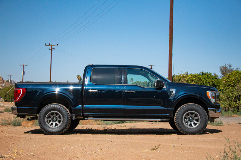 ICON 2021+ Ford F-150 4WD 0-2.75in Frt 2.5 Series Shocks VS RR CDCV Coilover Kit 91823C 91823C Photo - lifestyle view