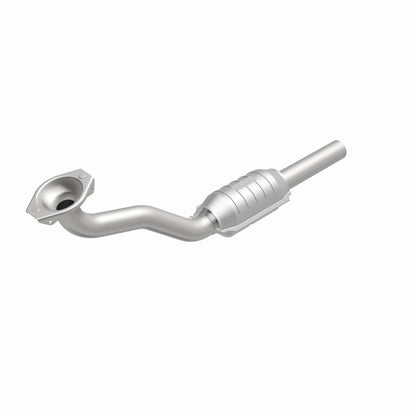 MagnaFlow Volkswagen Standard Grade Federal / EPA Compliant Direct-Fit Catalytic Converter 22924 360 Degree Image Set